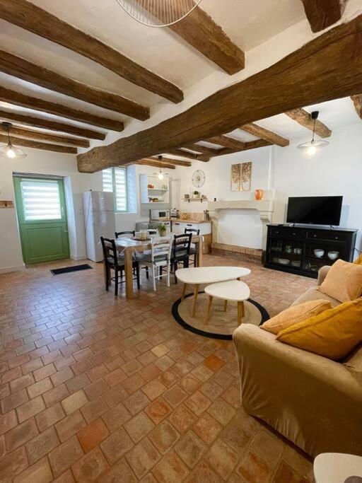 Maisons De Campagne. Gite Vert. Brigne ภายนอก รูปภาพ